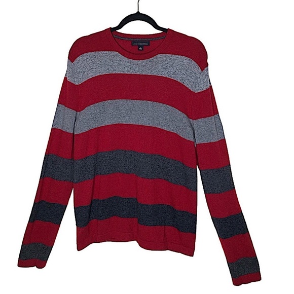BANANA REPUBLIC LUXURY CASHMERE BLEND Gray/ Red Stripe Sweater Size: Medium - Picture 1 of 10